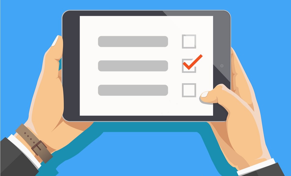Ipad con checklist. Estandarización de procesos en franquicias.